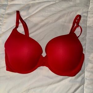 Victoria’s Secret T-Shirt Push-Up Bra 32D